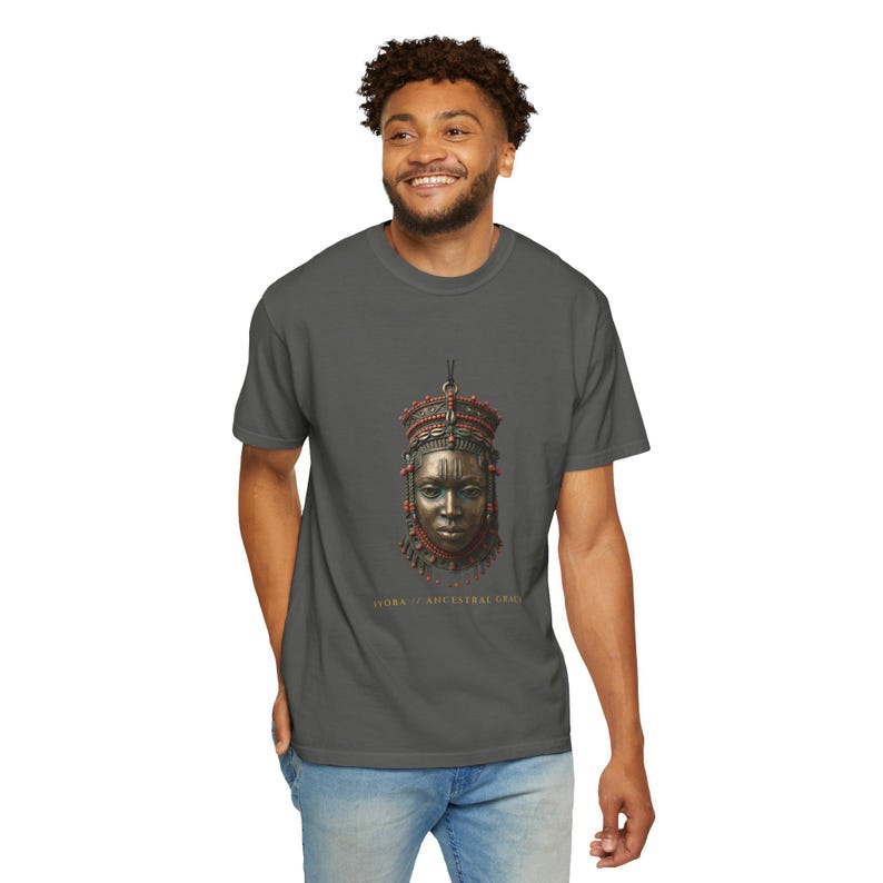 Camiseta con máscara de la reina Idia de Benín, camiseta con diseño de Gracia Ancestral, regalo de historia nigeriana imagen 1