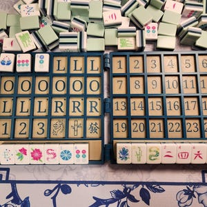 Tablero XL Anywhere / Fichas grandes de Mahjong americano / Solo / Tablero de solitario / Estante incorporado / imagen 15
