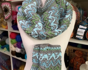 Fawn River Cowl and Mittens Pattern