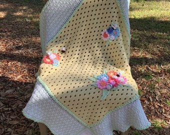Bumblebee Garden Crochet Blanket Pattern- Crochet Flowers- Crochet Bumblebees