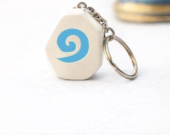 WoW Hearthstone Replica Nyckelring – Spelpresent – World of Warcraft-inspirerat tillbehör