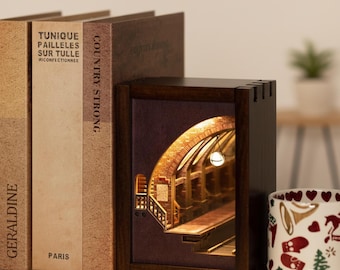 Lámpara de rompecabezas 3D de madera para armar tú mismo - Kit de rincón de lectura de estación de detectives con luz nocturna LED, regalo creativo de decoración para el hogar para adolescentes y adultos