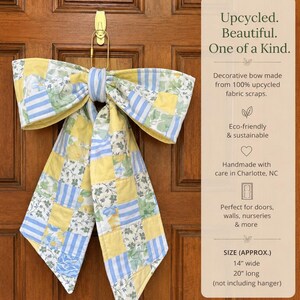 Gerecyclede patchwork strik, handgemaakte decoratieve deurstrik, duurzame landelijke decoratie, geel, blauw en groen wanddecoratie