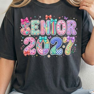 2027年卒業生Tシャツ、コケット2027年卒業生Tシャツ、パッチワーク卒業生スウェットシャツ、かわいい卒業Tシャツ、新学期12年生、ガーリー卒業生