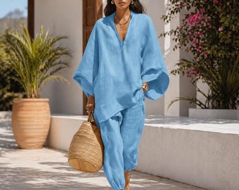 Completo coordinato da donna in cotone e lino, due pezzi per l'estate, comodo outfit da viaggio.