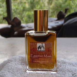 EGYPTIAN MUSK SUPERIOR Perfume Oil by Sukran -15ml - Lasts all day - strong focused precise musk fragrance