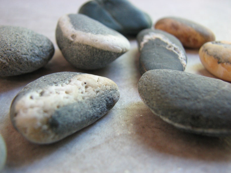 Ocean Wishing Stones Natural Stripe Flat Sea Stones 10 Striped Beach Rocks DIY Craft Pebbles