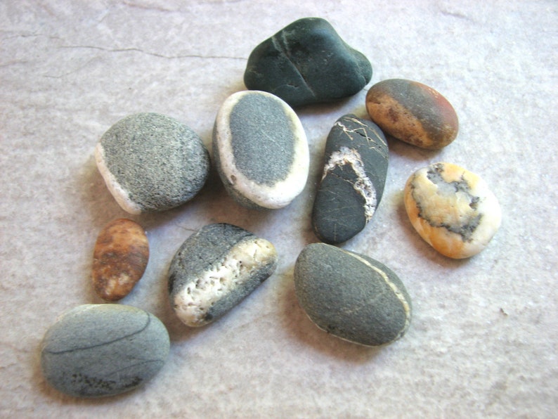 Ocean Wishing Stones Natural Stripe Flat Sea Stones 10 Striped Beach Rocks DIY Craft Pebbles