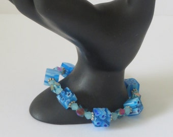 Vintage Perlé Stretch Glass Floral Bracelet