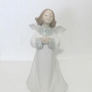 Vintage Lladro 2000 Daisa &quot;An Angels Wish&quot; Porcelain Glossy Figure Hand Made in Spain Collectible