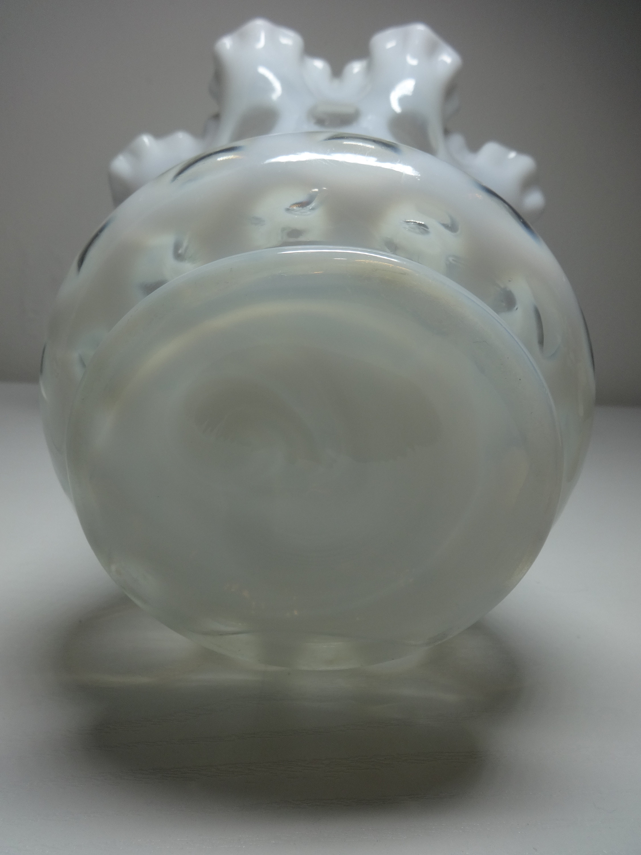 Vintage Fenton Hand Blown White Coin Dot Ruffle Opalescent Vase - Etsy