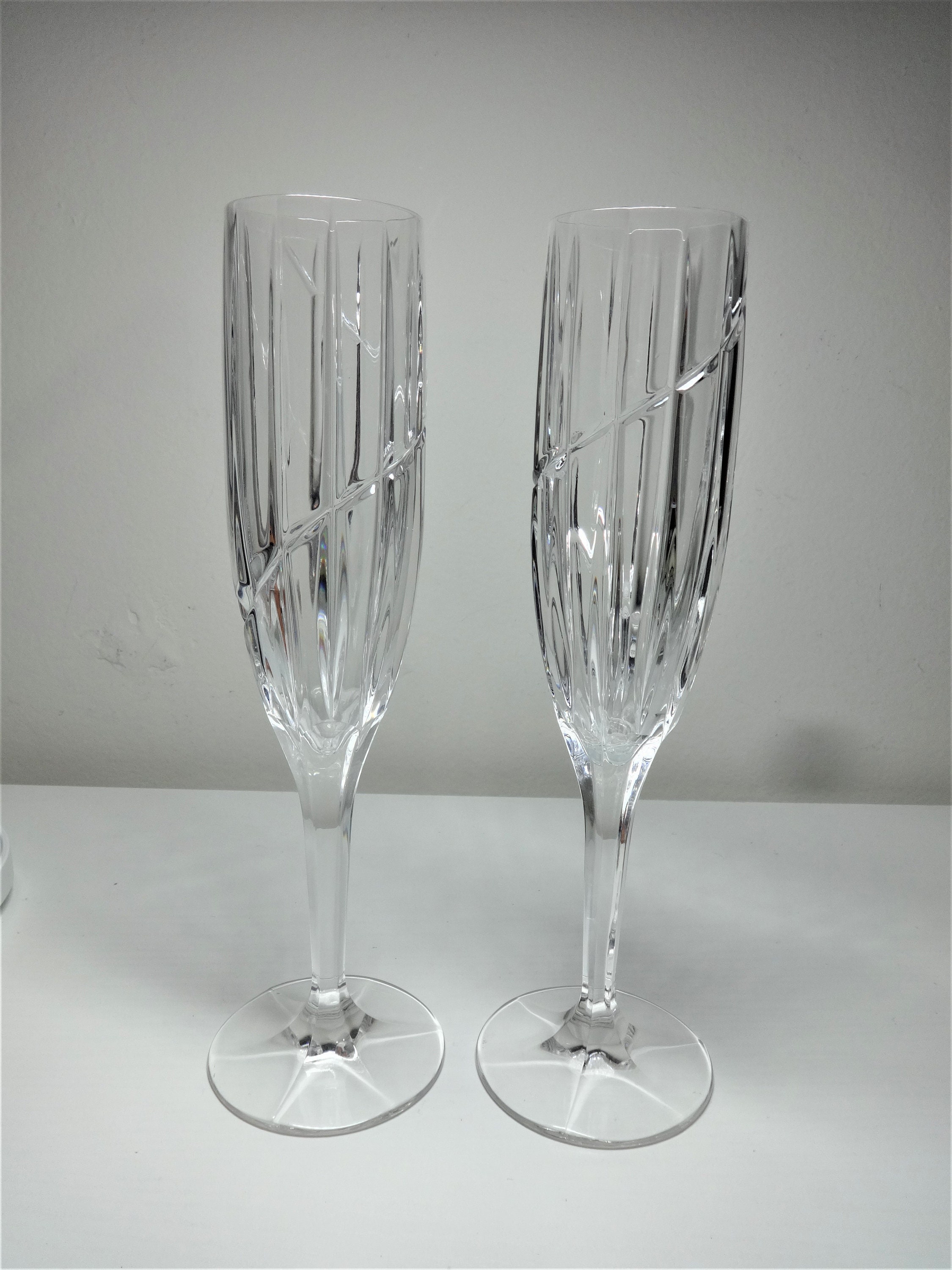 Melody Set of 4 Champagne Flute Glasses – Mikasa