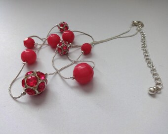 Silver Tone Pink Beaded Necklace #pinkbeads