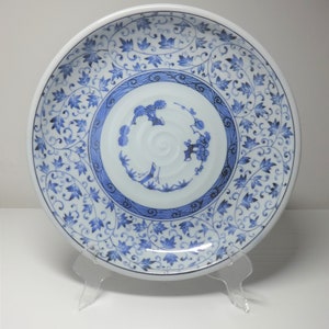 Vintage Glazed Ceramic Floral Blue and White Soup / Noodle Plate Dinnerware