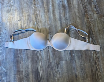 Victoria’s Secret 34B Light Blue Bra Lace Trim Pink Rose Accent Push-Up Style