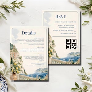 Könnte beinhalten: Zwei rechteckige Hochzeitspapeterie-Karten mit einer italienischen Küstenlandschaft, Zitronen, einem Steinbalkon und blauem Meer. Eine Karte ist mit Details beschriftet, die andere ist eine RSVP-Karte mit einem QR-Code.