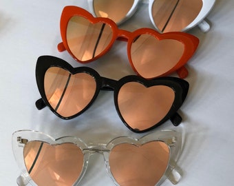 Party Favors Supplies Top Bee Heart Shaped Retro Sunglasses for Women Red Pink Beige White Black Leopard