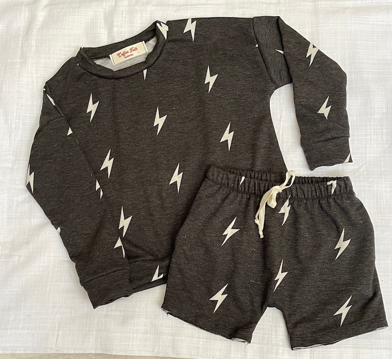 NEW BOYS Charcoal Lightning Bolt Set, Long Sleeve Set, matching long sleeve top and shorts, toddler bolt set, boys clothing set image 7