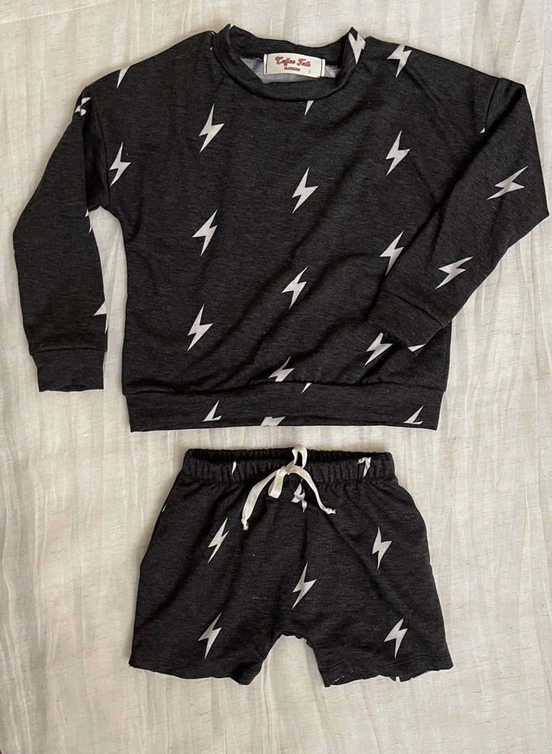 NEW BOYS Charcoal Lightning Bolt Set, Long Sleeve Set, matching long sleeve top and shorts, toddler bolt set, boys clothing set image 5