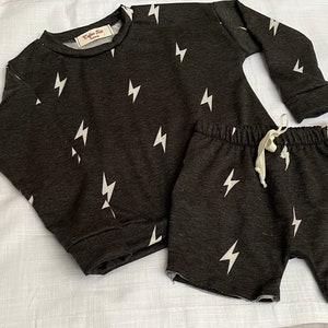 NEW BOYS Charcoal Lightning Bolt Set, Long Sleeve Set, matching long sleeve top and shorts, toddler bolt set, boys clothing set image 6