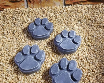 4 pequeñas piedras para escalones con forma de huella de pata