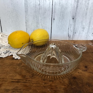 Vintage Clear Glass Citrus Juicer