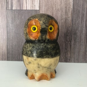 Vintage Hand Carved Alabaster Owl Paperweight Made in Italy