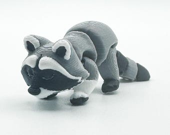 Articulated Raccoon Figure – 3D Printed Flexi Woodland Desk Decor, Kentucky Made