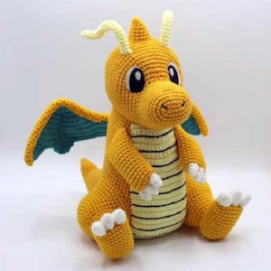 Peluche Dratini de ganchillo hecho a mano, sin IA, dragón amigurumi amarillo, juguete de peluche, regalo para fans de los dragones