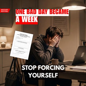 Peut inclure: Image avec le texte : « ONE BAD DAY BECAME A WEEK » et « STOP FORCING YOURSELF ». Une personne avec les mains sur le visage est assise à une table avec un ordinateur portable et une tasse. Une liste de contrôle intitulée « AFTER THE CRASH » est posée sur une chaise.