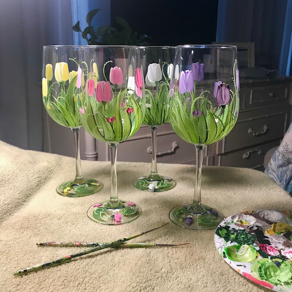 Tulips Hand Painted Wine Glass Set of Four Free Shipping 