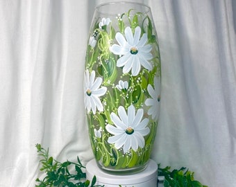 Daisy delight hand painted 10 inch tall glass vase gifts weddings retirements birthday events personalizable fast free priority shipping