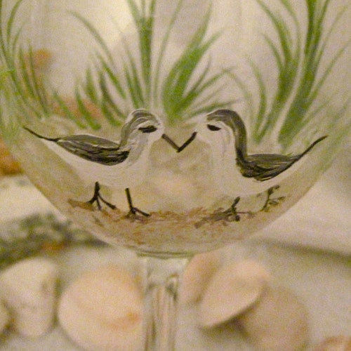 Free shipping Birdies on the beach hand painted pair of wine glasses deals