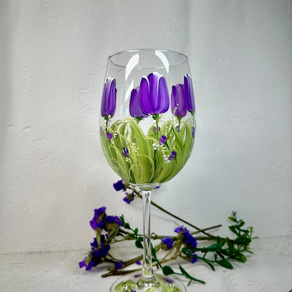 Hand painted beautiful wine glass of tulips.  Personalizable for gift giving and free priority shipping always