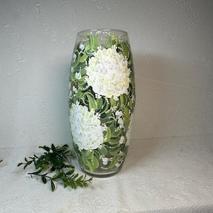 Free shipping Hand painted lush white  hydrangea vase personalizable for gorgeous gift wedding birthday anniversary retirement