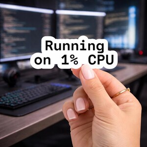 Pegatina "Funcionando al 1% de CPU" - Divertida pegatina para programadores, calcomanía de humor sobre programación, pegatina para portátil de desarrollador, regalo tecnológico, pegatina de vinilo