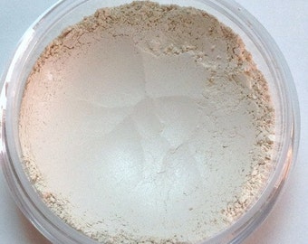 Aphrodite Inner Glow Powder (Hourglass Diffused Light Dupe)