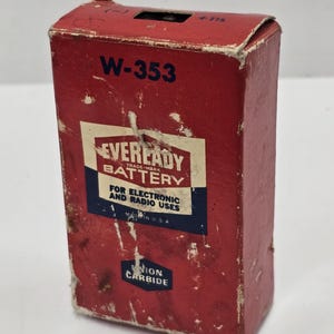 Vintage Eveready Battery - Etsy