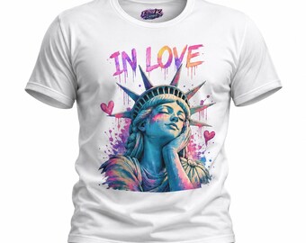 Statue of Liberty 'In Love' T-Shirt | Pop Art NYC Lady Liberty Tee