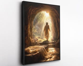 Può includere: Stampa su tela incorniciata raffigurante una figura in una veste che cammina verso la luce solare brillante che emana dall'apertura di una grotta. La scena è illuminata da una luce dorata, suggerendo un tema spirituale. Una lastra di pietra con tessuto drappeggiato in primo piano.