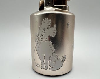 Encendedor de mesa vintage con forma de caniche / Encendedor de cigarrillos de metal de mediados de siglo / Decoración de tocador de los años 50 / Artículos de bar retro atómicos