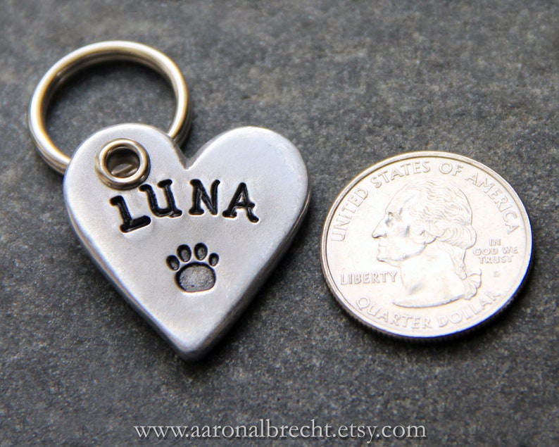 Small Dog Tags, Custom Pet id Tag, Personalized Heart with Paw Print Bild 4