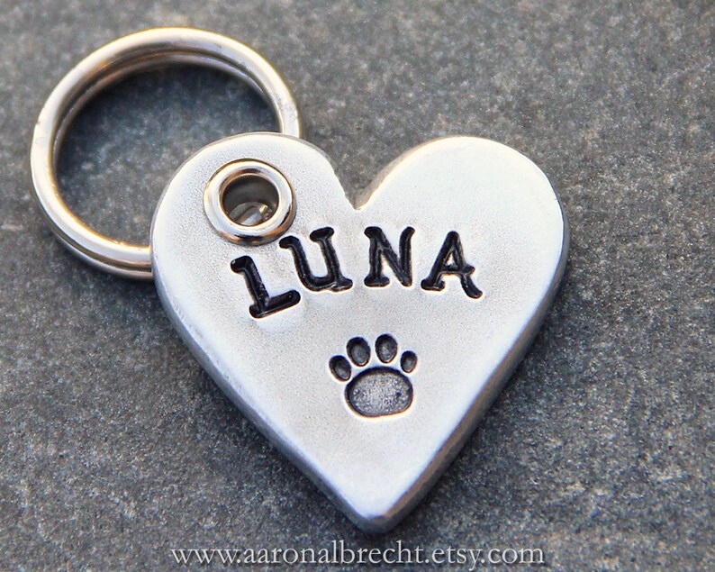 Small Dog Tags, Custom Pet id Tag, Personalized Heart with Paw Print Bild 1