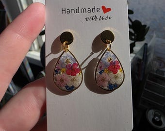 押し花のティアドロップイヤリング
