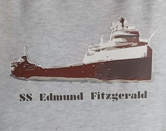 カスタム エドモンド・フィッツジェラルド号またはタイタニック号スウェットシャツ