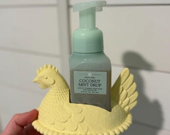 Hen On A Nest Bath & Body Soap Holder