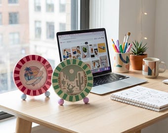 Retro Striped Round Picture Frame with Ball Feet, 4x4 Cute Aesthetic Danish Paste Frame for Desk | Office Decor, Unique Gift for Her