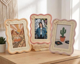 Bilderrahmen-Set mit gewelltem Rand, ästhetischer Wand- und Schreibtischrahmen für 4x6-Fotos | Niedliche Vintage Galerie Wand Bilderrahmen Set für Schlafzimmer Wohnzimmer