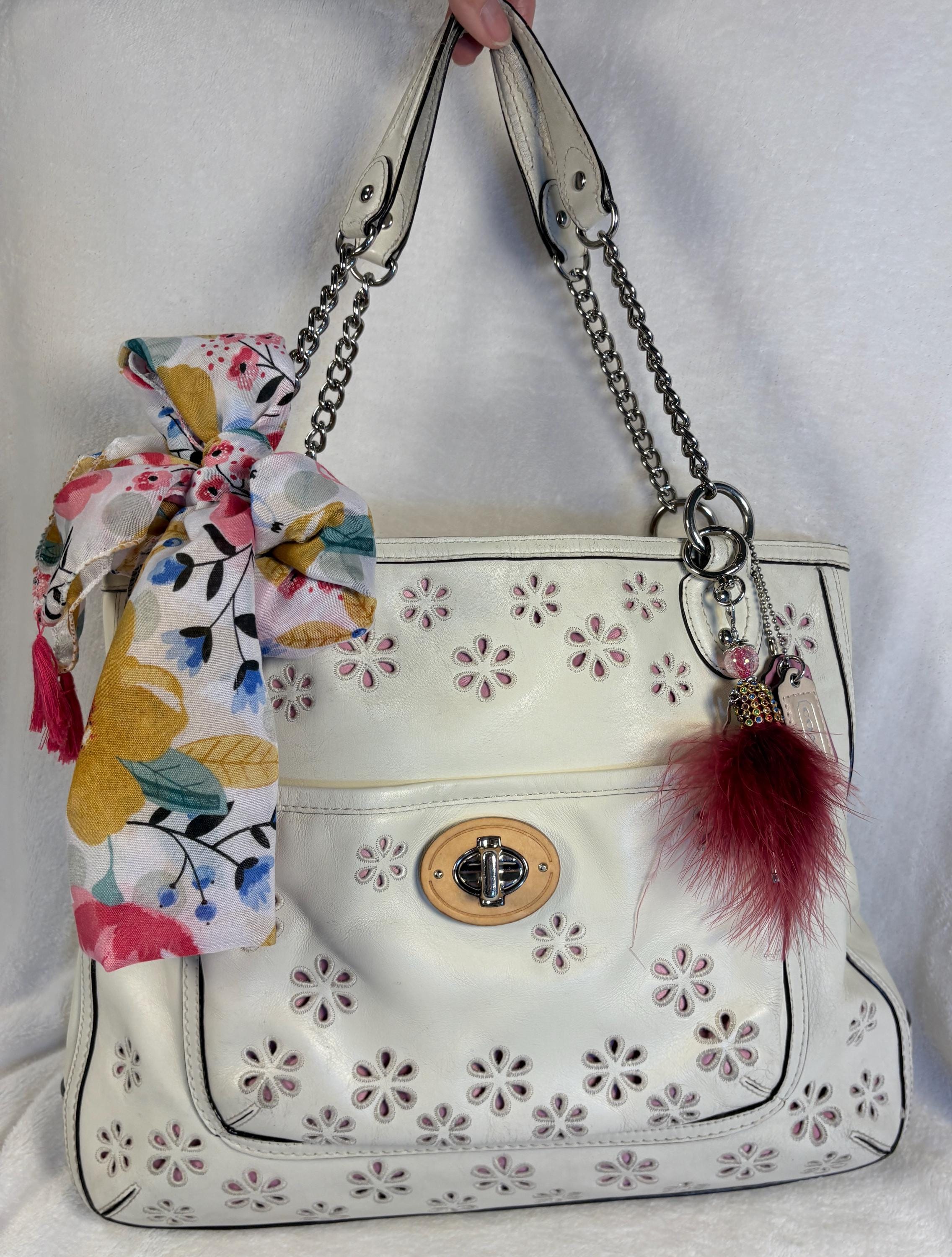 COACH Op Art Embroidery Canvas Tote rare