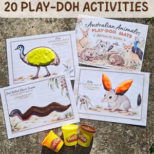 Puede incluir: Un conjunto de tapetes de juego Play-Doh de animales australianos con ilustraciones de un emú, una serpiente de vientre rojo y un bilby, junto a tres recipientes pequeños de masa amarilla y marrón. El texto dice 20 Play-Doh Activities.